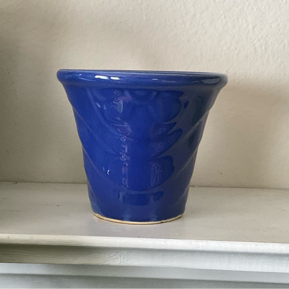 Vintage Small Shawnee Planter Pot Royal Blue